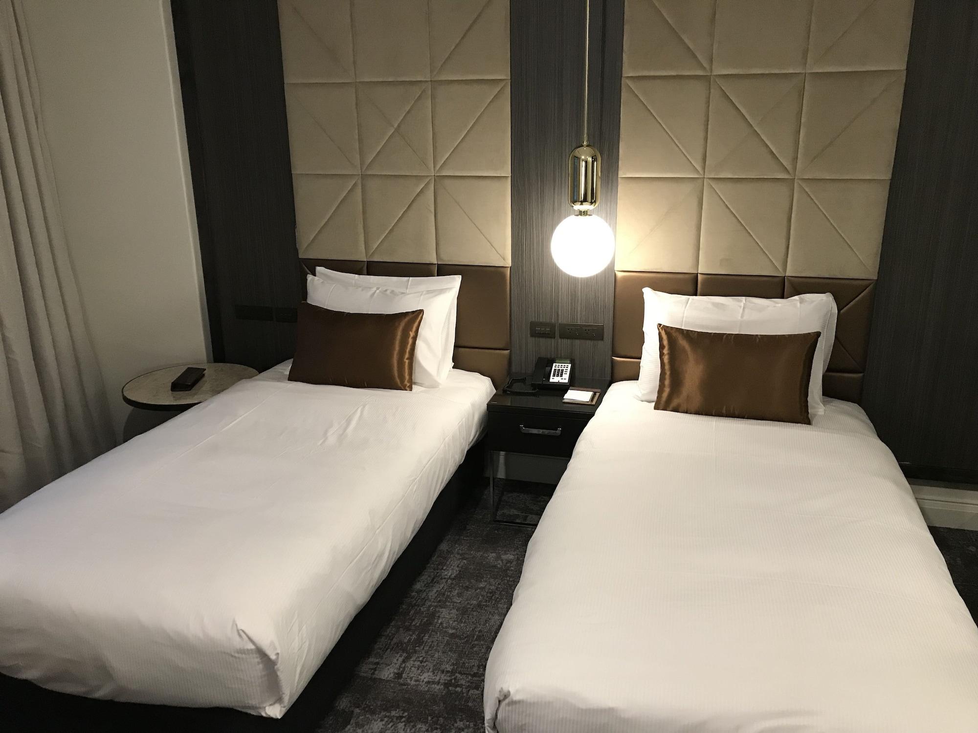 Отель Doubletree By Hilton Веллингтон Экстерьер фото