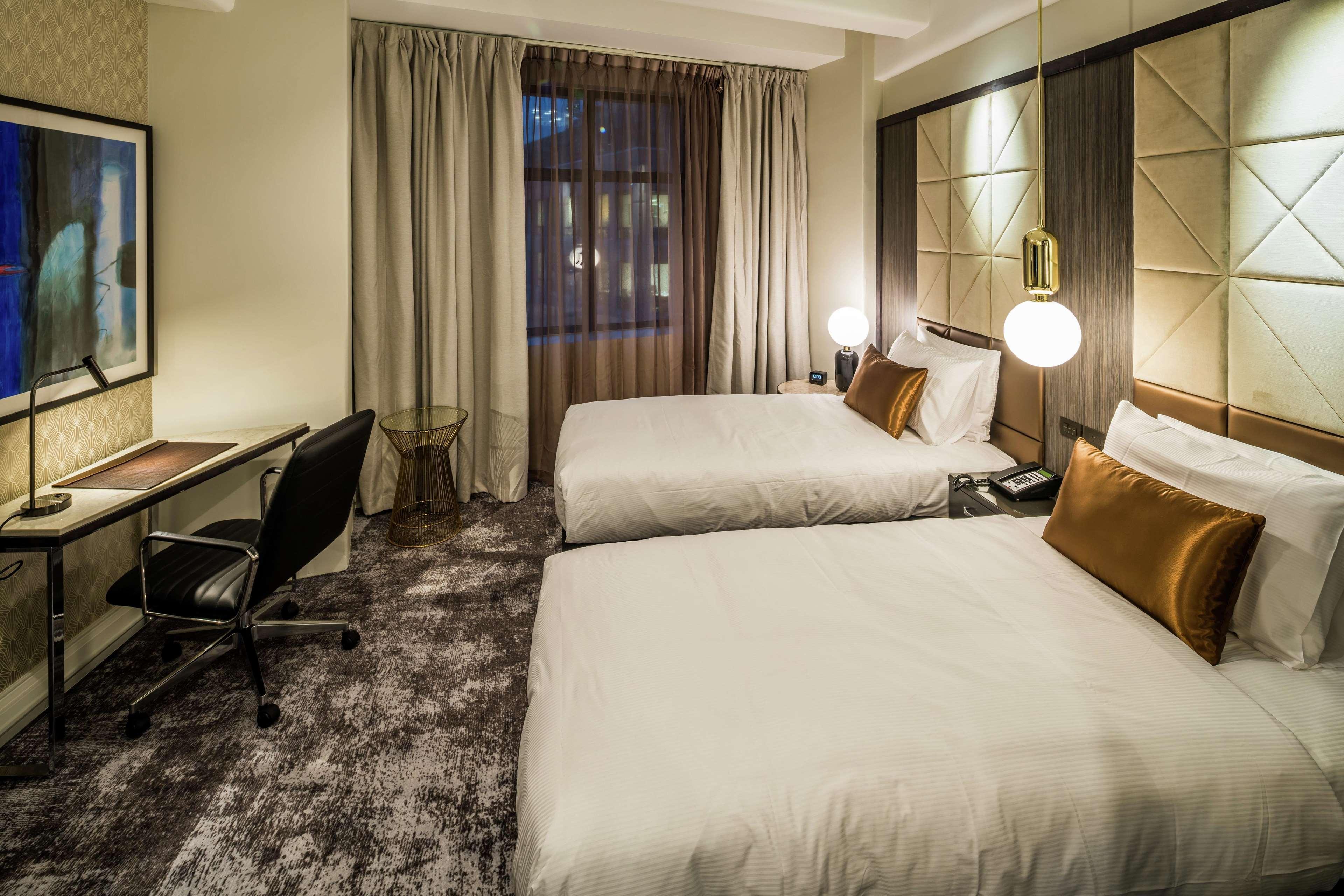 Отель Doubletree By Hilton Веллингтон Экстерьер фото
