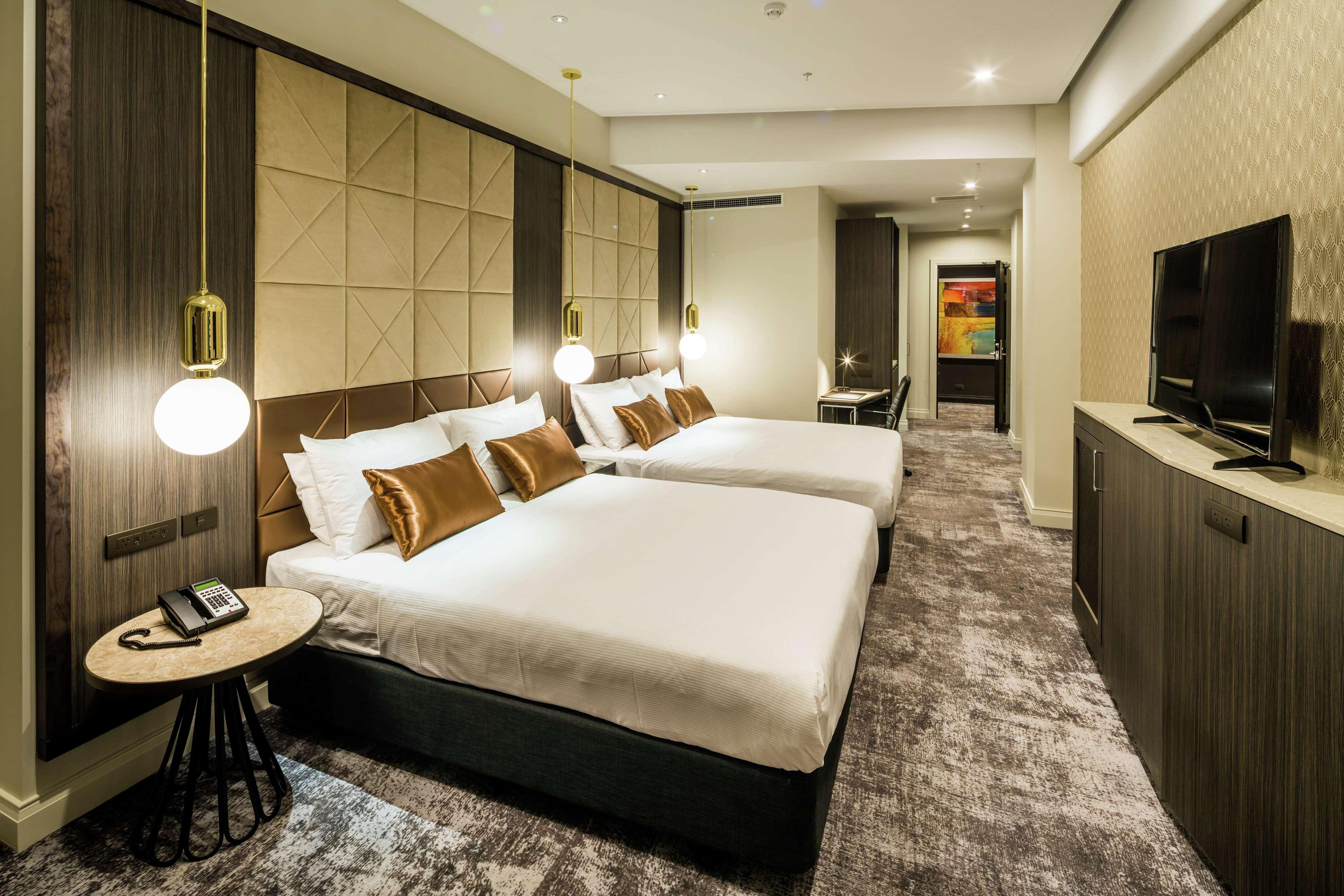 Отель Doubletree By Hilton Веллингтон Экстерьер фото