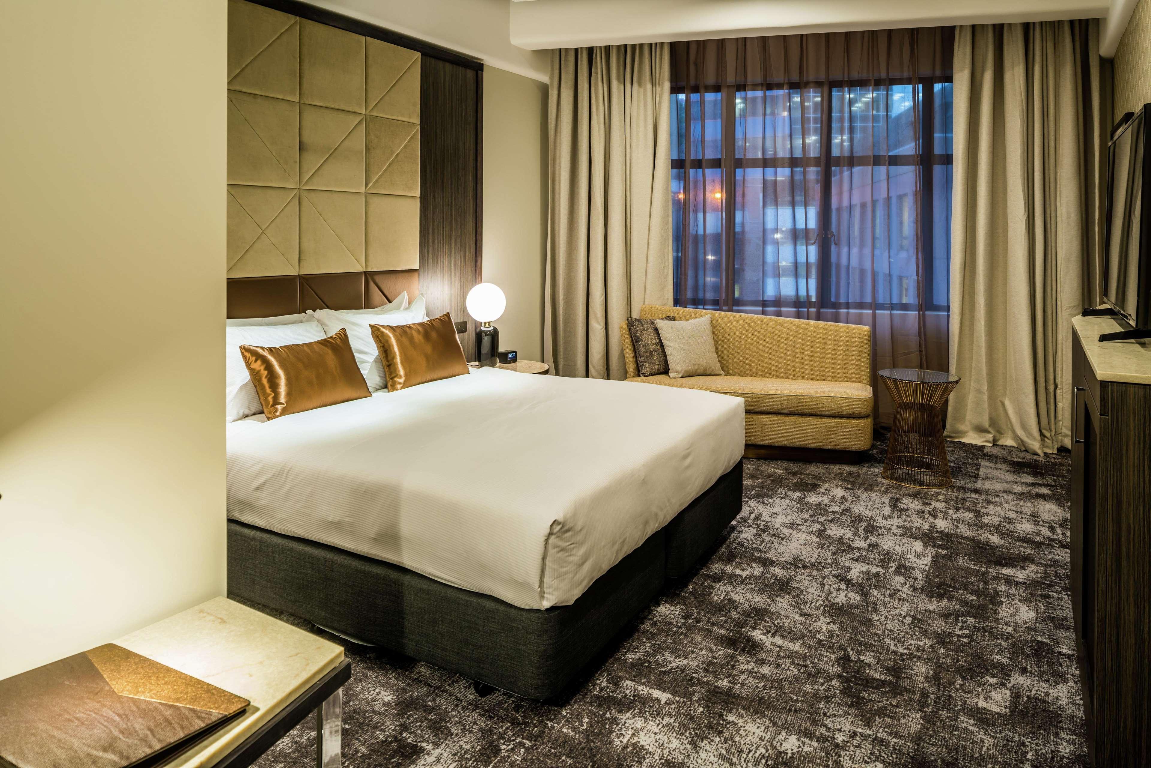 Отель Doubletree By Hilton Веллингтон Экстерьер фото