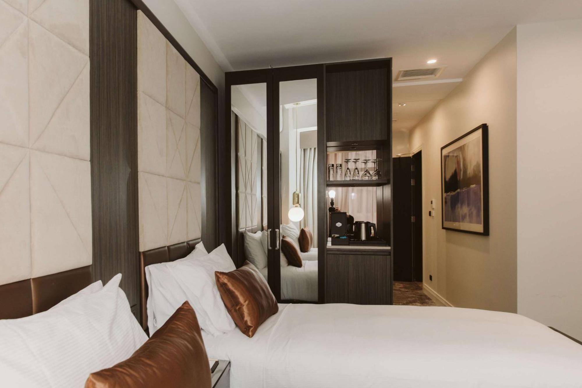 Отель Doubletree By Hilton Веллингтон Экстерьер фото