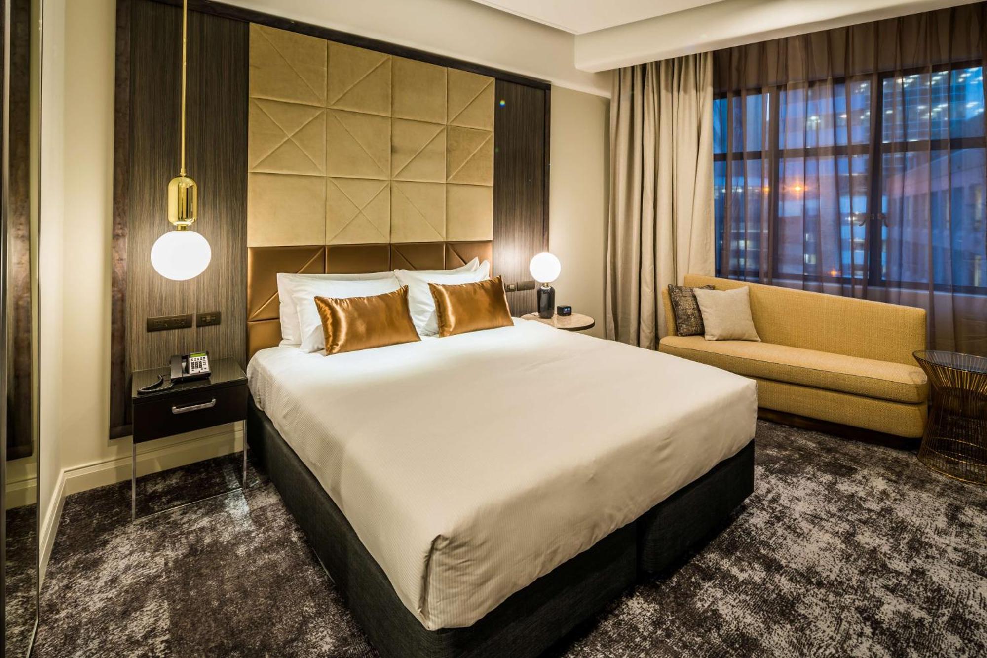 Отель Doubletree By Hilton Веллингтон Экстерьер фото
