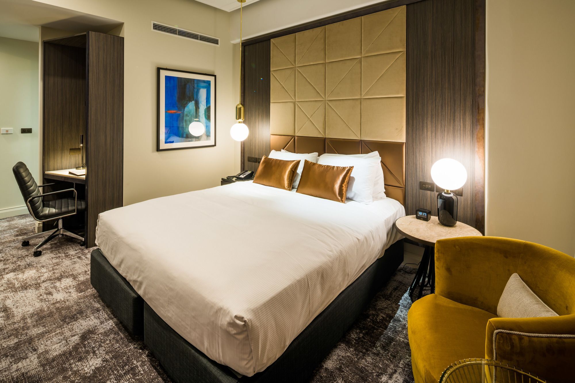 Отель Doubletree By Hilton Веллингтон Экстерьер фото